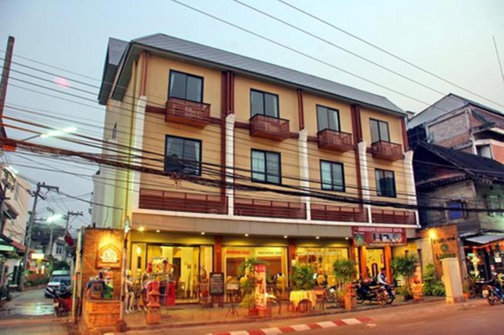 Lanna House Hotell Chiang Mai Exteriör bild