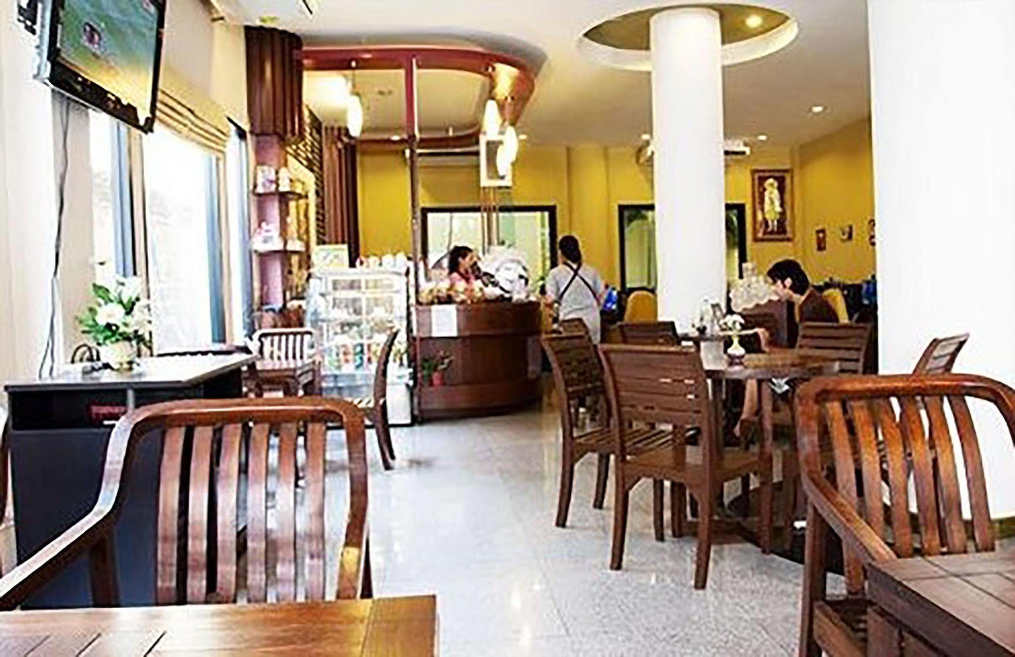 Lanna House Hotell Chiang Mai Exteriör bild